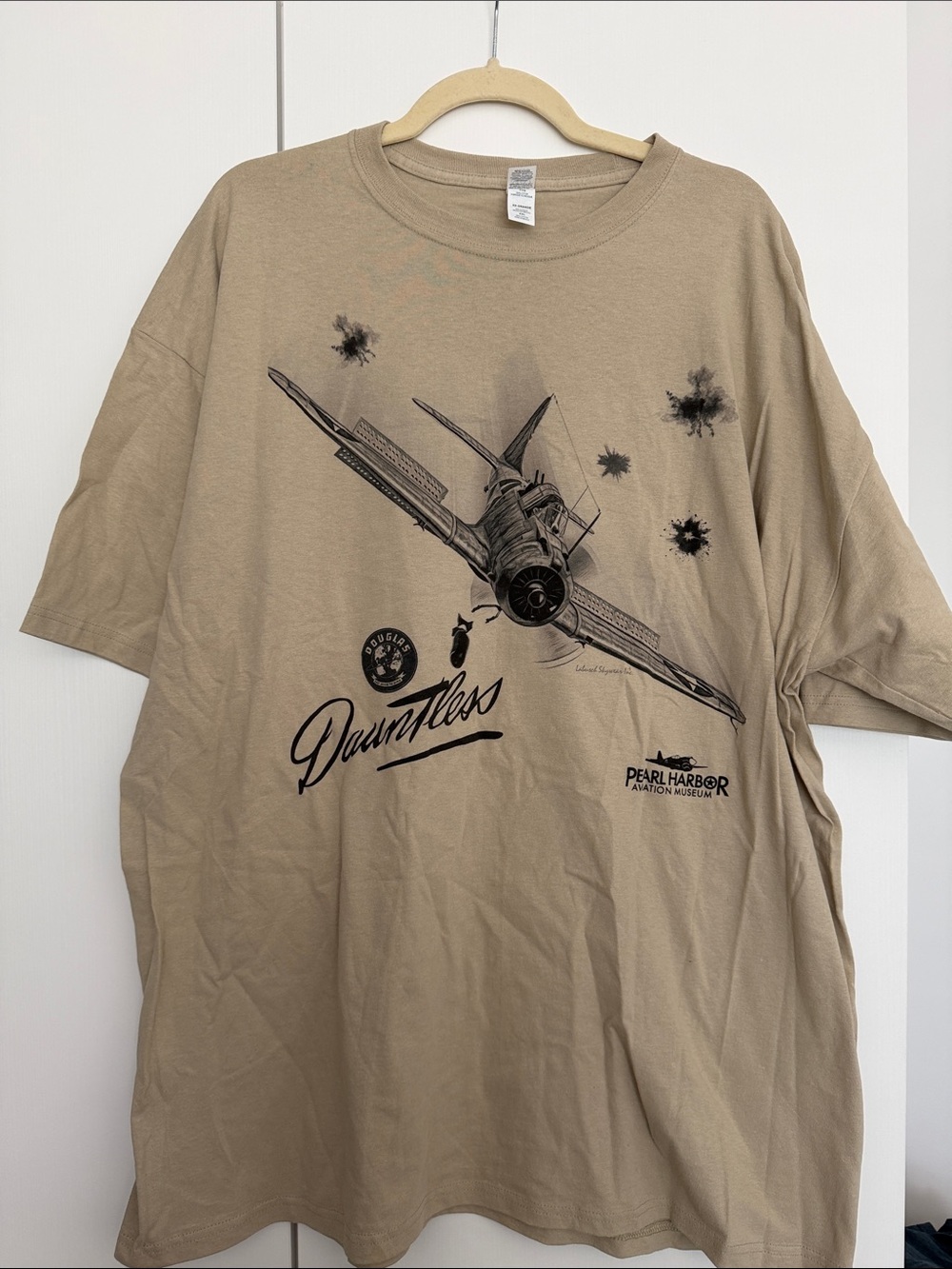 Pearl Harbor Aviation Museum Dauntless Aircraft Graphic Tee Men’s XXL